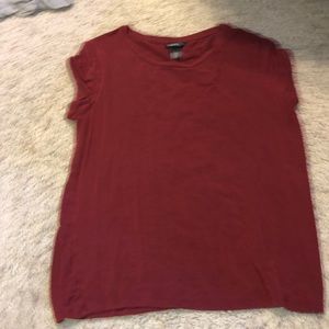 basic maroon t shirt